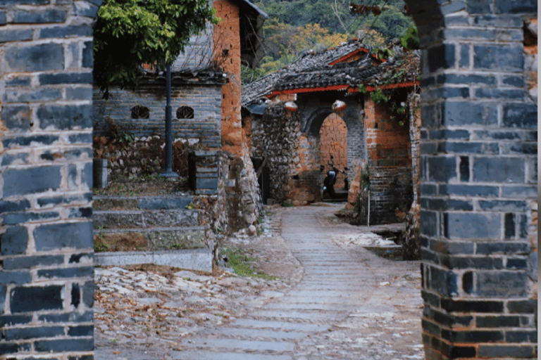 Guilin Yinzi Rock & Yinlong Village: Caves & Ancient Vibe