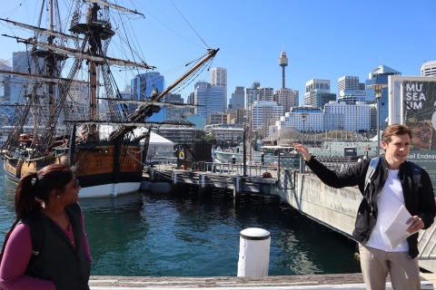 Sydney: piesza wycieczka z przewodnikiem z australijskimi przekąskami i napojami