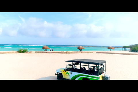 Noord: Jeeptur i Arikok nationalpark med besök på Baby BeachNoord: Jeeptur till nationalparken Arikok med besök på Baby Beach