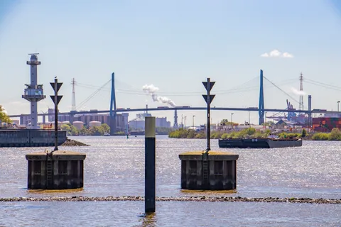 Hamburg: Capture the most Photogenic Spots with a Local