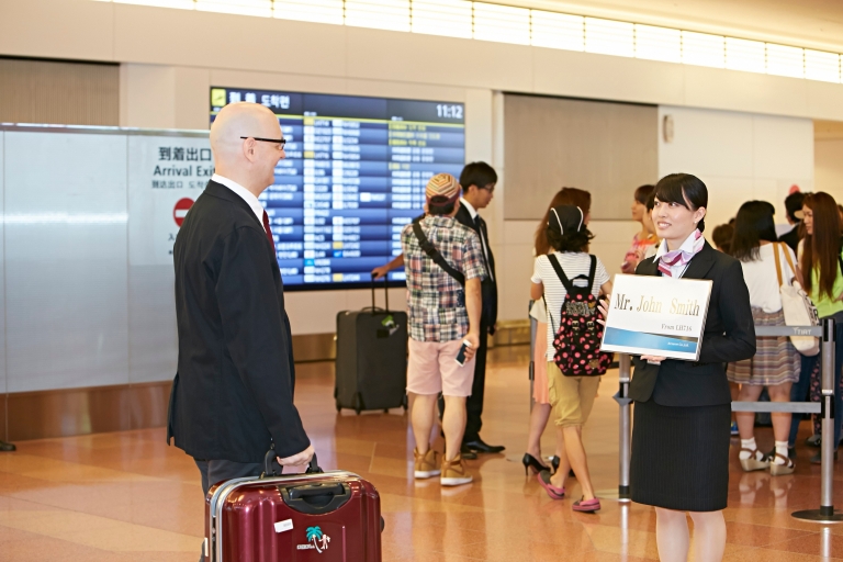 Tokio: Servicio de aparcacoches del aeropuerto de NaritaRecepción en el aeropuerto de Japón