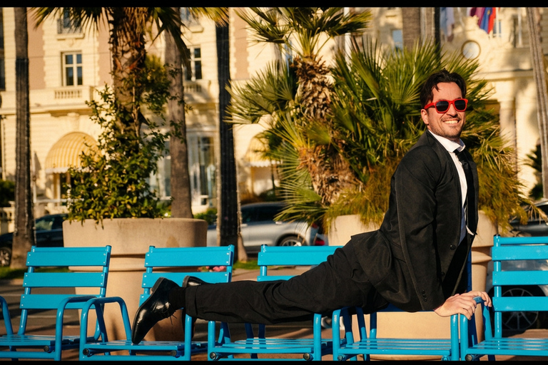 Unique Festival Palace & La Croisette tour w/ an actor-guide Premium Private Experience