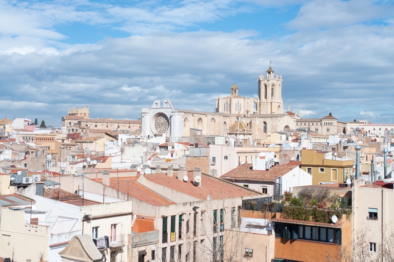 Z Barcelony: jednodniowa wycieczka z przewodnikiem do Tarragony i Sitges
