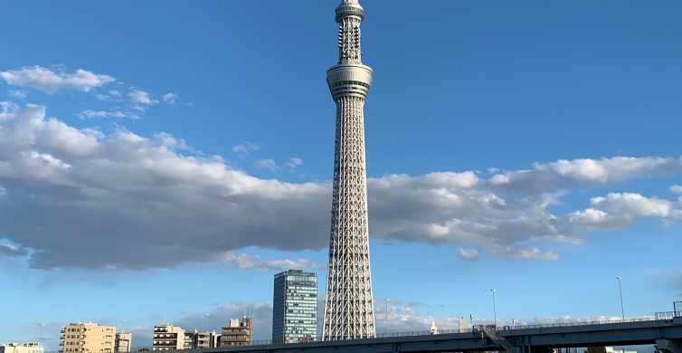 Tokyo: Asakusa giidiga ekskursioon koos Tokyo Skytree sissepääsupiletitega.