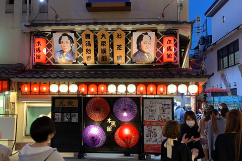 Tokio: Asakusa Geschichte und Kultur SpeiseerlebnisTokio: Asakusa Evening History Tour und Bar Hopping