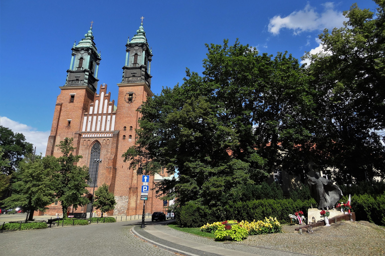 Poznan: City and Brewery Private Walking Tour com cervejaTour em inglês, espanhol, alemão, russo e polonês