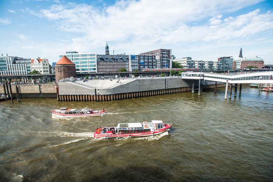 Hamburg: 2-stündige Hafenrundfahrt