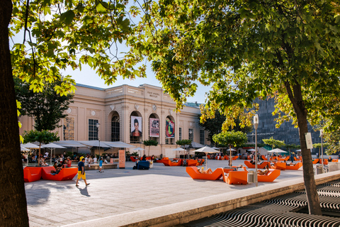 Wien: Guidad rundvandring i MuseumsQuartierWien: Hemlig MQ-tur på MuseumsQuartier Wien