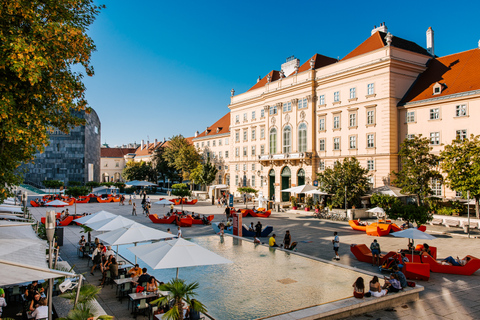 Wien: Guidad rundvandring i MuseumsQuartierWien: Hemlig MQ-tur på MuseumsQuartier Wien