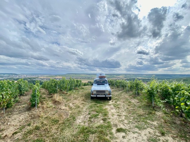 Visit From Epernay Champagne Tour in a Vintage Car with Tastings in Epernay