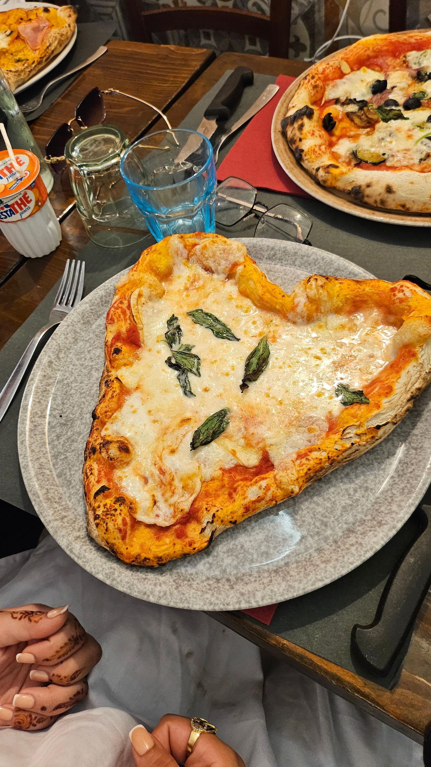 Clase de cocina para aprender a hacer pizza con vino ilimitado