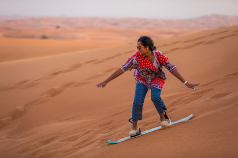 Dubai: Safari med övernattning, middag, stjärnskådning &amp; Al Khayma Camp