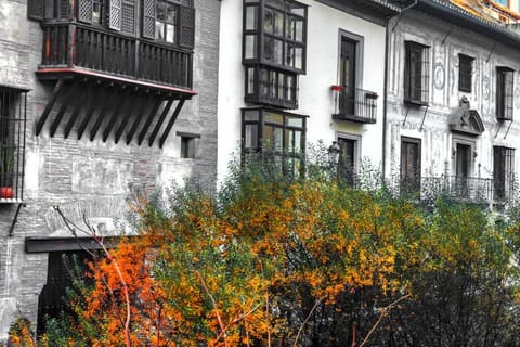 Granada: tour audio per smartphone con esplorazione della città senza guida