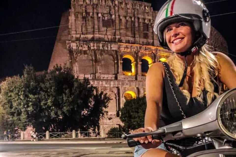 Nachtrundfahrt mit der Vespa