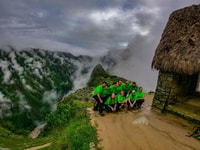 Machu Picchu, Inca Trail de 2 días Tour guiada durante la noche - Housity