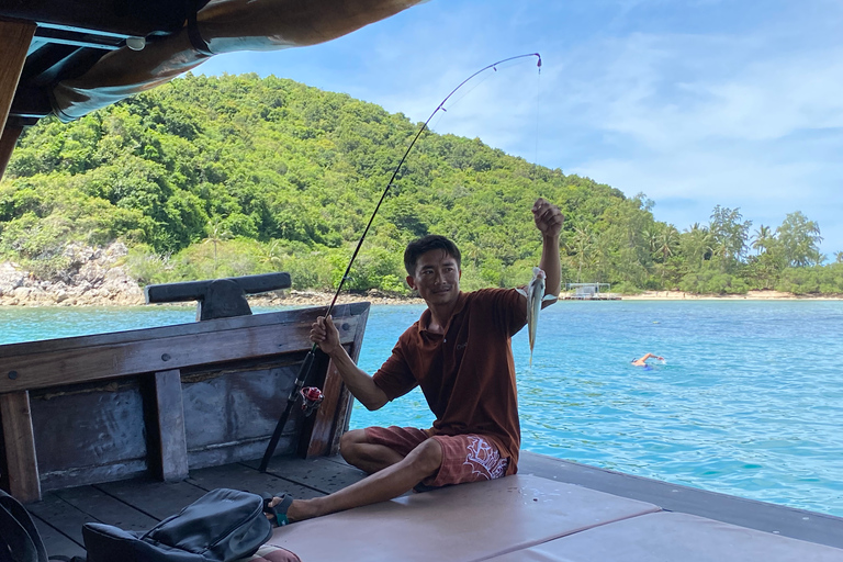 Koh Samui: Całodniowy rejs na wyspę Koh Phangan z zachodem słońcaKoh Samui: całodniowy rejs na wyspę Koh Phangan z zachodem słońca