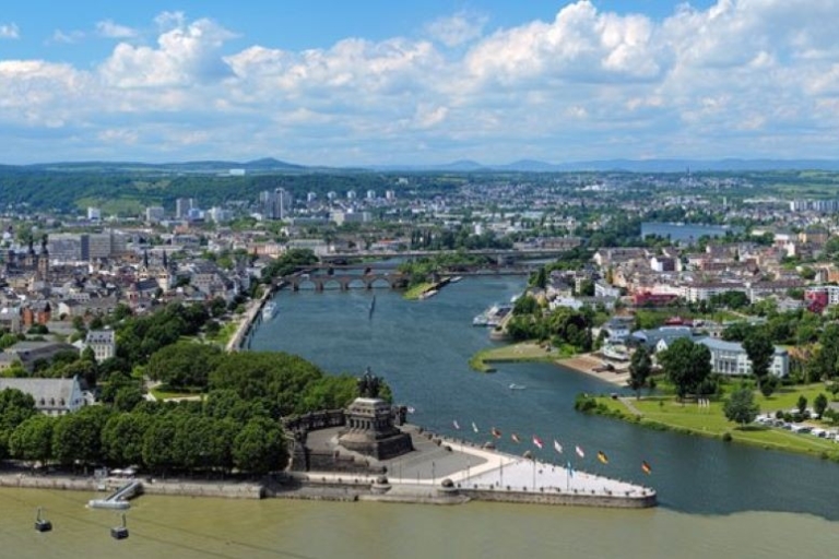 Von Alken: 2-Fluss-Tagestour mit dem Schiff nach Koblenz und zurückVon Alken aus: Tagesausflug nach Koblenz mit einer Flusskreuzfahrt mit Rundfahrt
