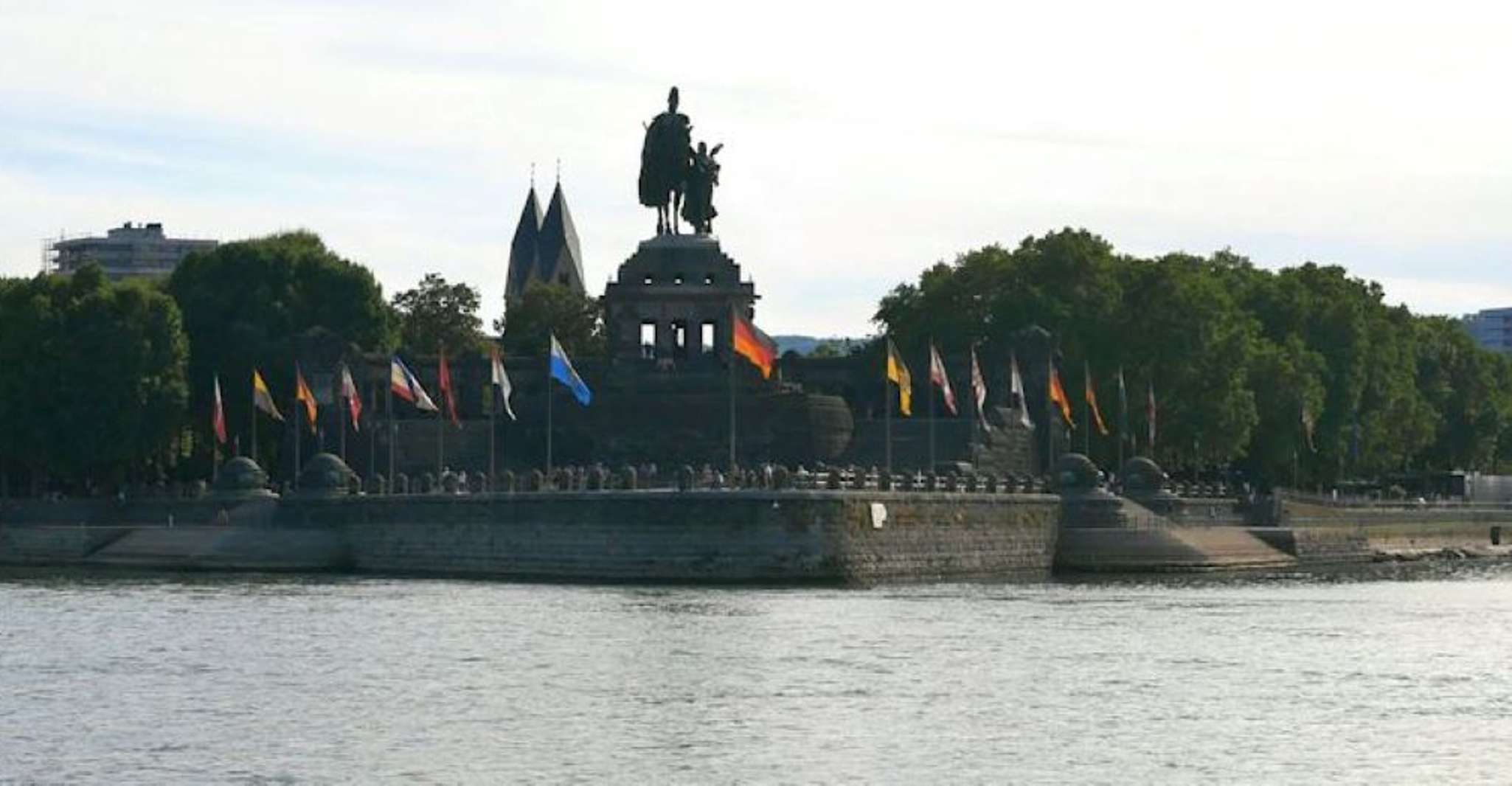 Viagem de um dia de barco para Koblenz e retorno de Alken - Hizvo