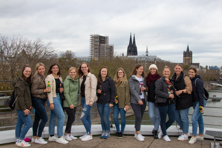 Cologne: Bachelor(ette) Party Private Tour with Photoshoot