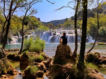 NP Krka rondvaart met boottocht en zwemmen in de stad Skradin