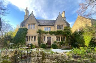 London: Stonehenge und Cotswolds – Tagestour mit dem Minibus und Ticket