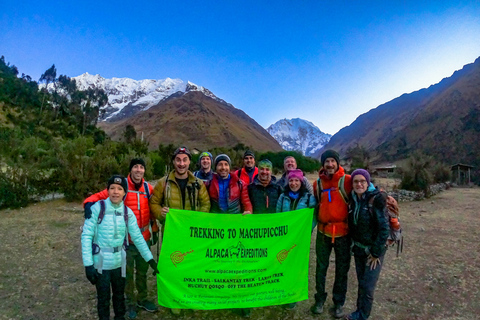 De Cusco: Viagem de 5 noites com a trilha Salkantay e Machu PicchuDe Cusco: Viagem de 5 noites com Salkantay Trek e Machu Picchu