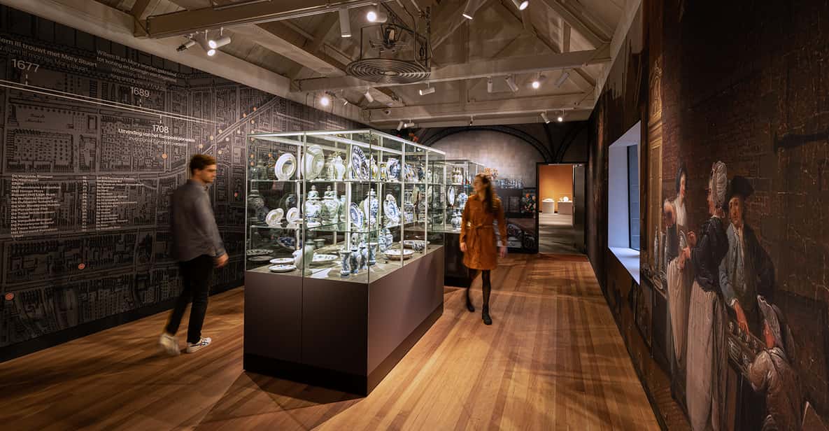 Afbeelding 1 van Koninklijk Delft: Delftsblauwe Fabriek en Museum
