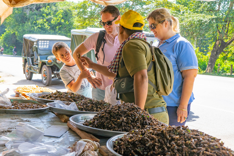 Siem Reap: wiejska wycieczka odkrywcza JeepemSiem Reap: Prywatna wycieczka po wsiach Jeepem