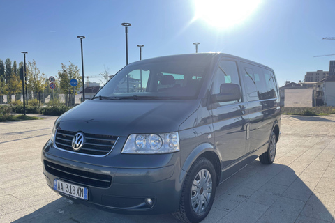 Tirana/Durres to Saranda via Gjirokastra: Private Transfer