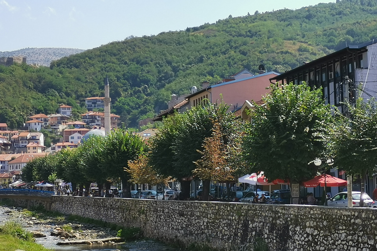 Från Tirana: Guidad tur till PrizrenFrån Tirana: Prizren guidad tur