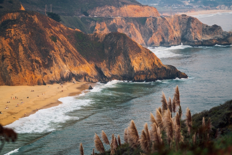 Pacific Coast Highway: Self-Guided Audio Driving Tour
