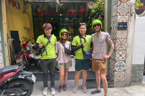 Ho Chi Minh: Traditional Vietnamese Street-Food Tour