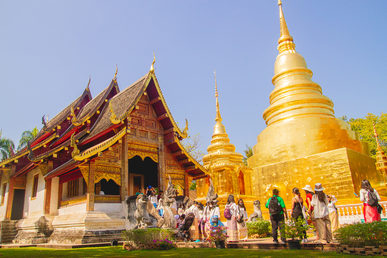 Chiang Mai: tour guidato di 3 ore della città vecchia e dei templi a piediGiro di gruppo