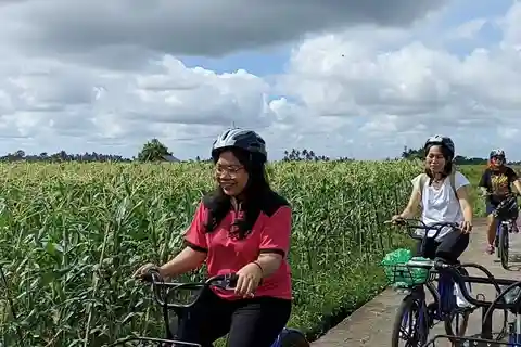 Tour di Ubud in bici e rafting