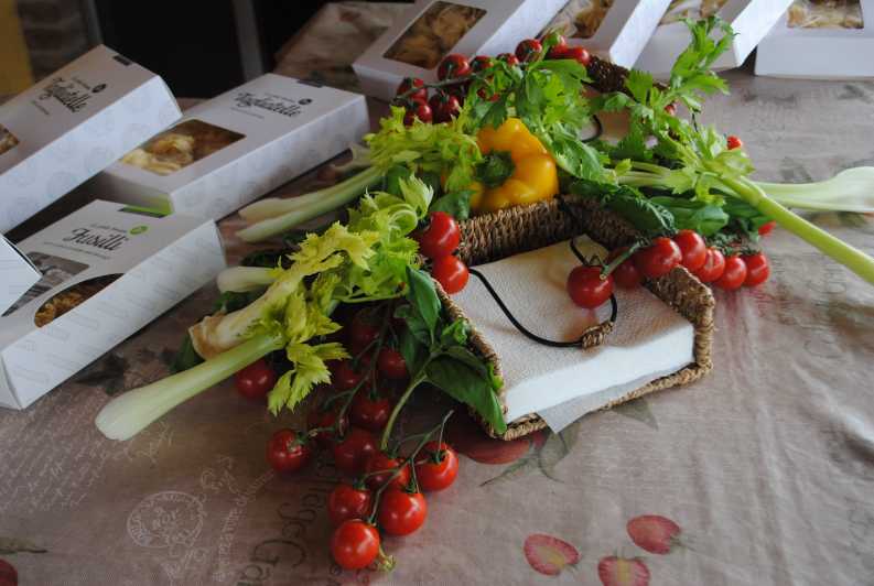 Volterra: Vegetarian Cooking Class in Tuscan Farmhouse