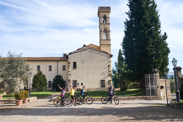 Z Florencji: Wycieczka rowerowa po Toskanii z lunchem i degustacją wina