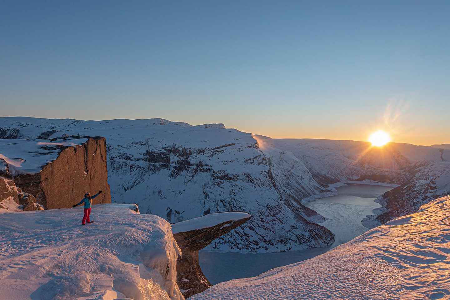 From Skjeggedal: Trolltunga Sunset Winter Overnight tour