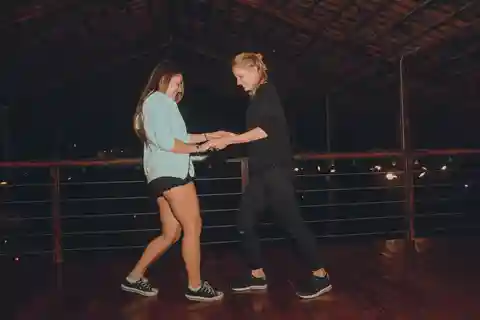 Från Alajuela-provinsen: Salsa-danskurs