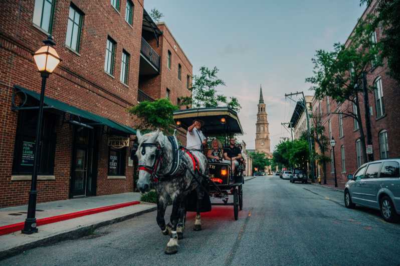 Charleston: Haunted Carriage Evening Tour
