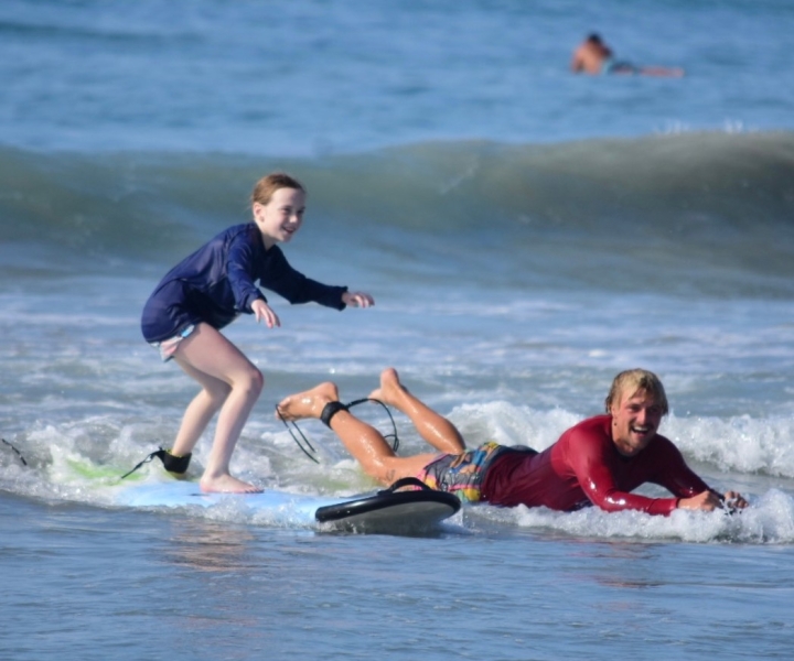 Lekcja surfingu na plaży Sayulita