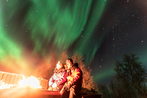 Desde Abisko: Excursión a la Aurora Boreal con guía fotógrafo