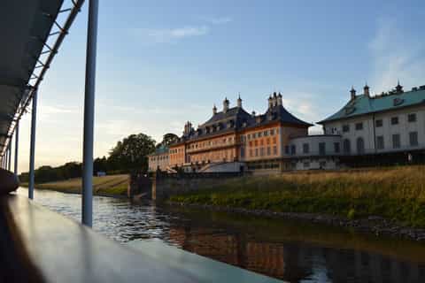 Dresden: Elbe River Cruise to Pillnitz Castle (Line 61)