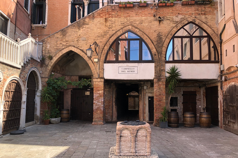 Venedig: Geführte Chicchetti Food Tour mit Verkostungen und GetränkenGemeinsame Gruppentour