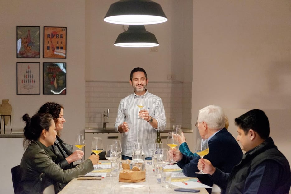 Roma: Esperienza di degustazione guidata di vini italiani