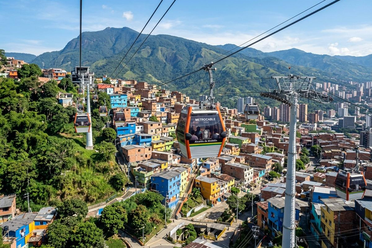 Medellín: City Sightseeing Tour, Comuna 13 and Major Sights. Shared sightseeing tour