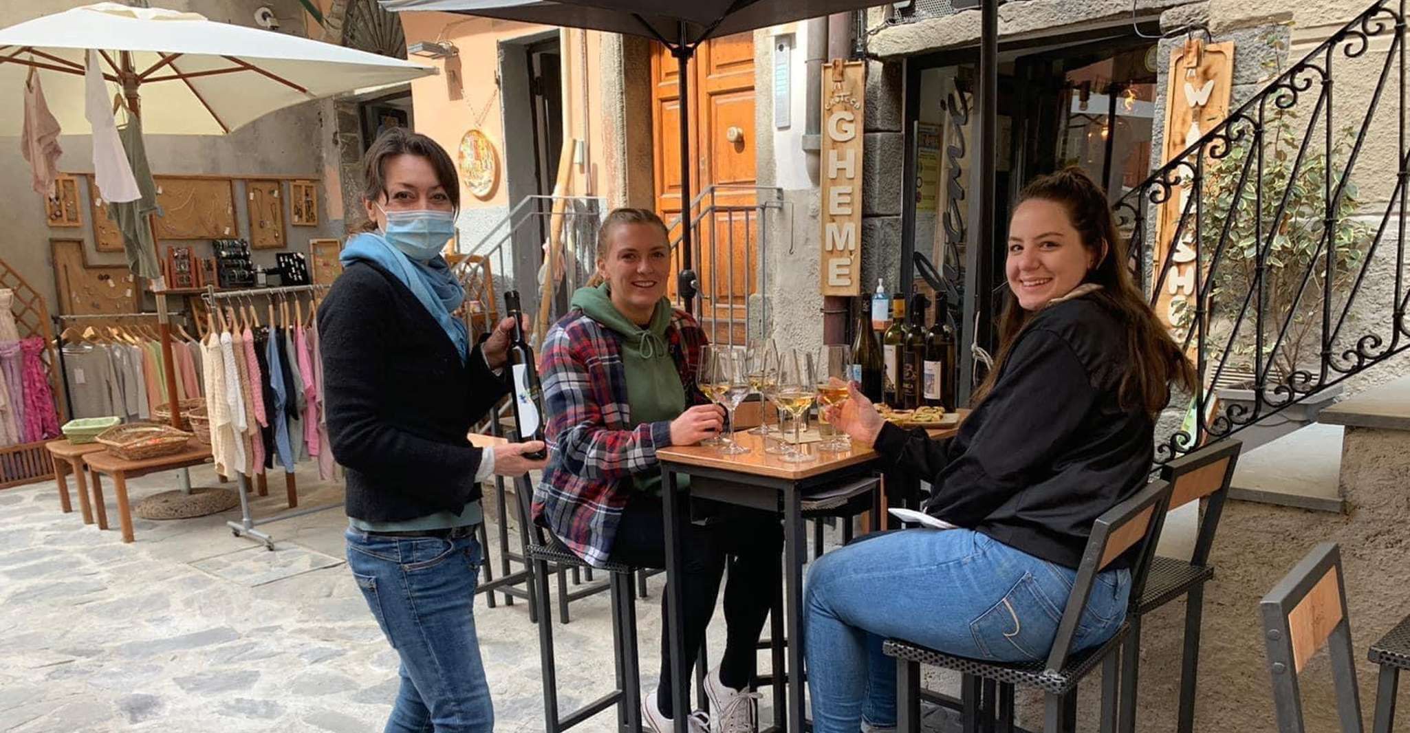 Riomaggiore, Cinque Terre Wine & Liquore Tasting Experience - Hizvo