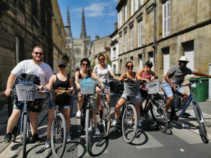 Bordeaux : centre historique & quartier des Chartrons à vélo