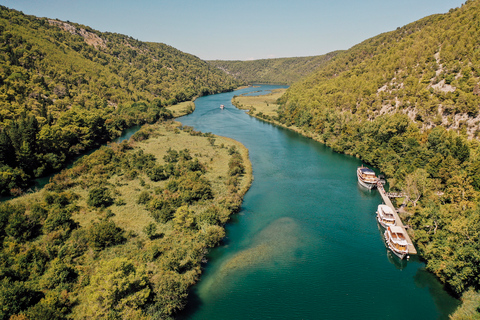 Dagtocht vanuit Split: Krka-watervallen & wijnproeverij