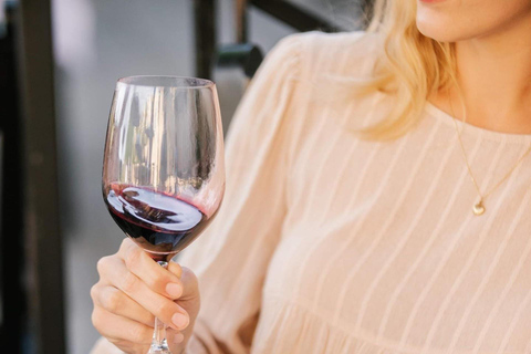 Niagara-on-the-Lake: A Food Tour of Canada’s Iconic Flavors