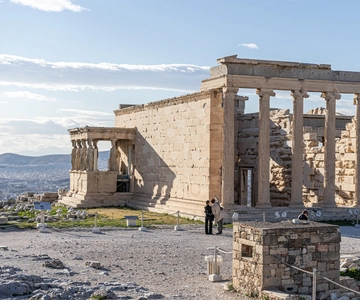 Athens: Bike Tour with Acropolis & Parthenon Visit